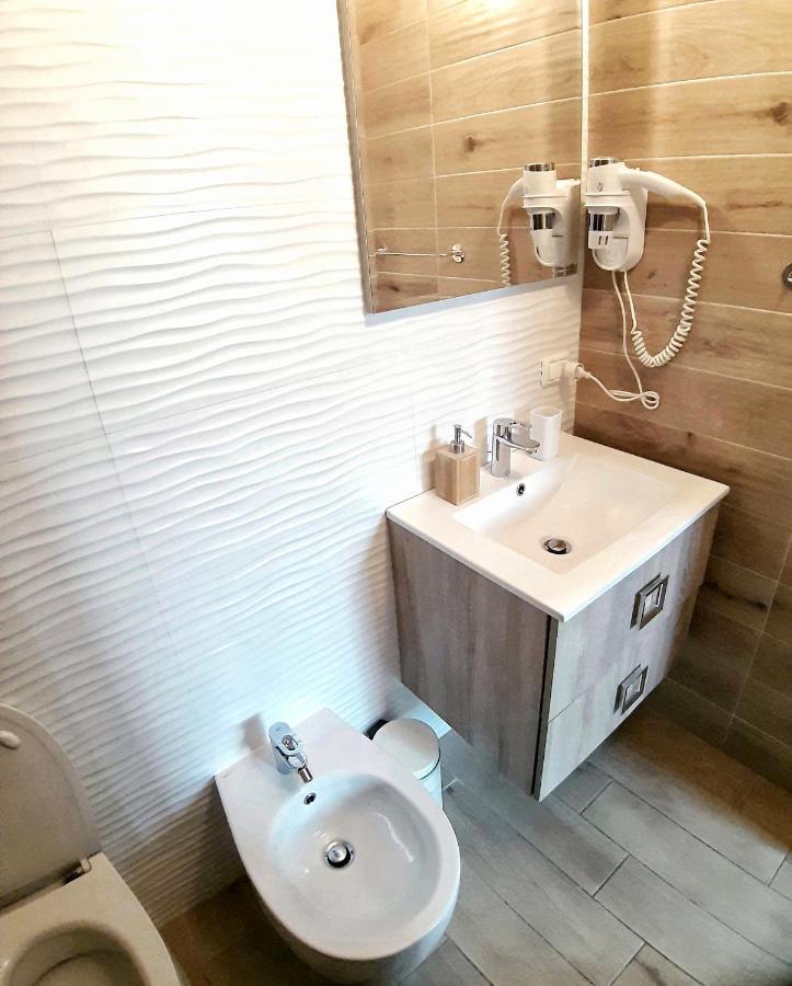 Pisa City Lodge Ngoại thất bức ảnh